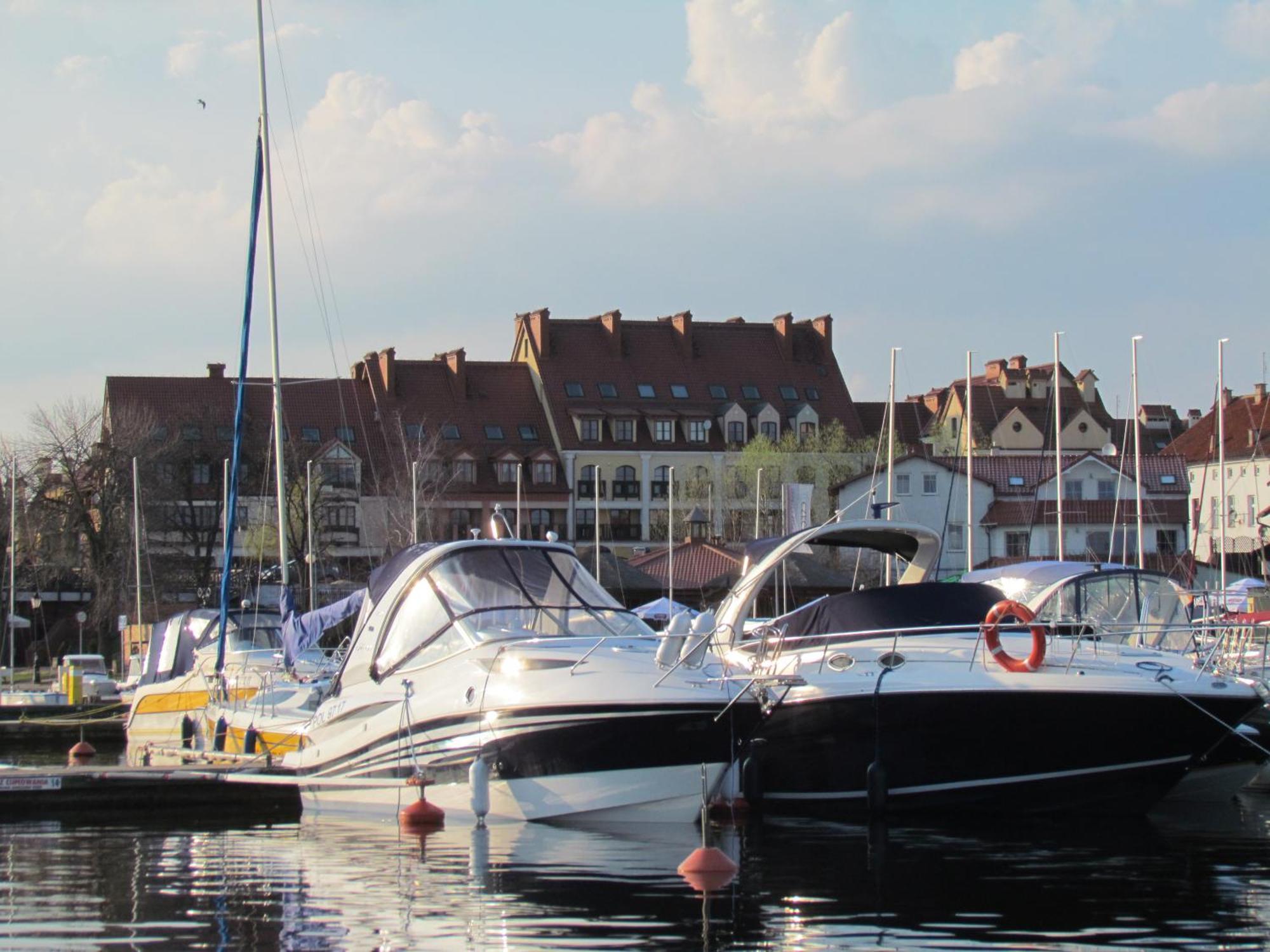 Apartamenty Nowe Mikolajki エクステリア 写真